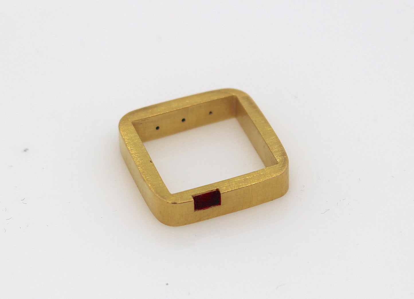 18ct gold unisex ring. "Passed By" (2006)