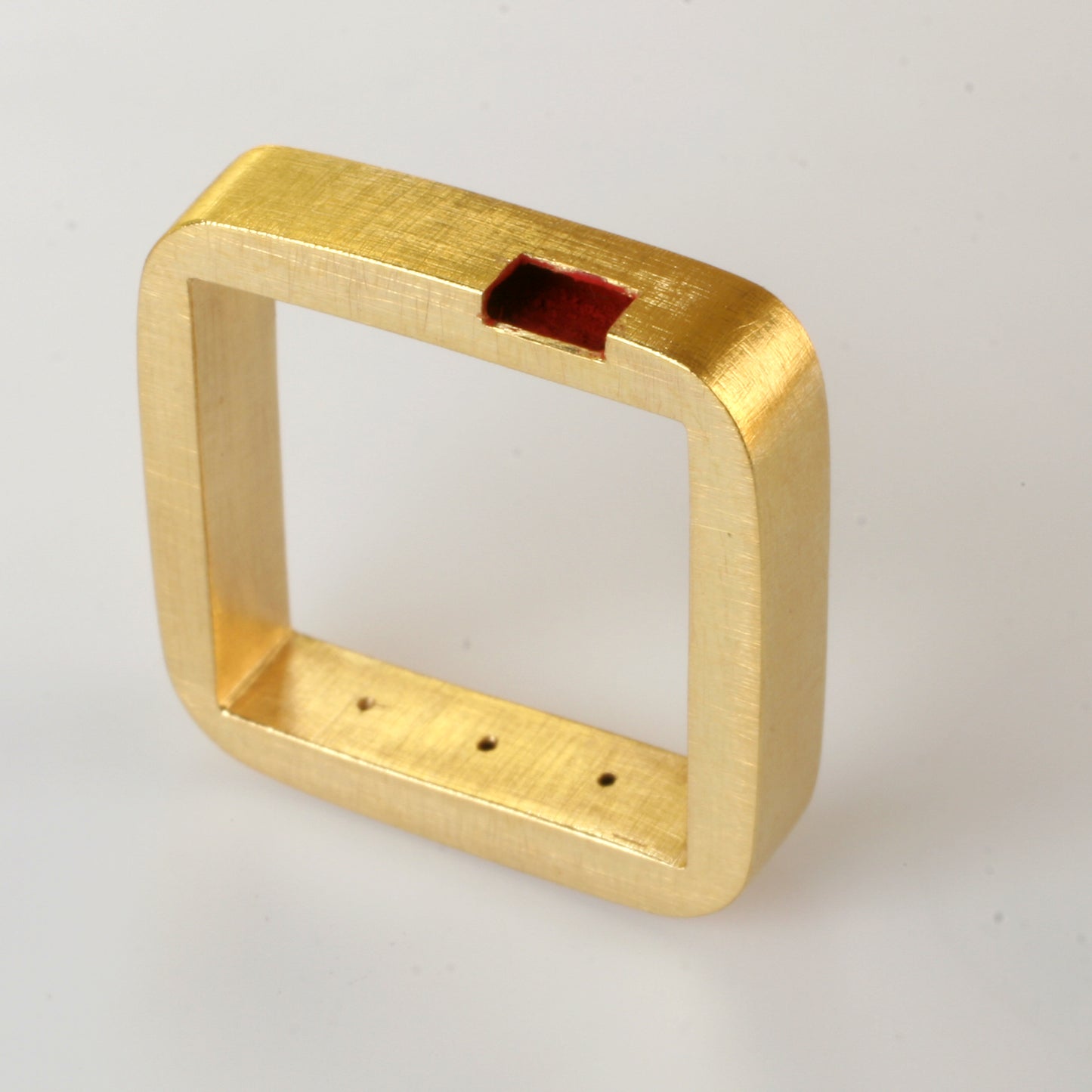 18ct gold unisex ring. "Passed By" (2006)