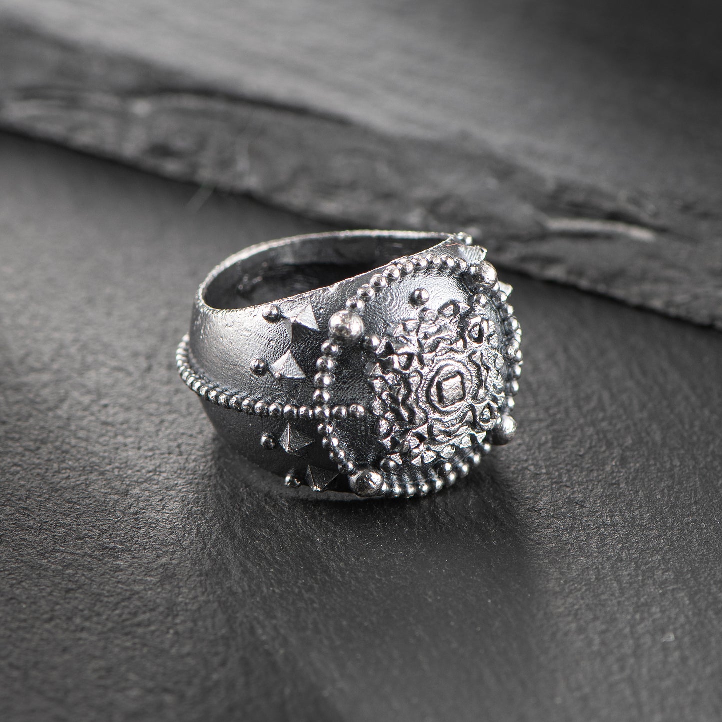 Harmony and Synchronicity. Pure Silver (999.9) Ring by Constantinos Kyriacou