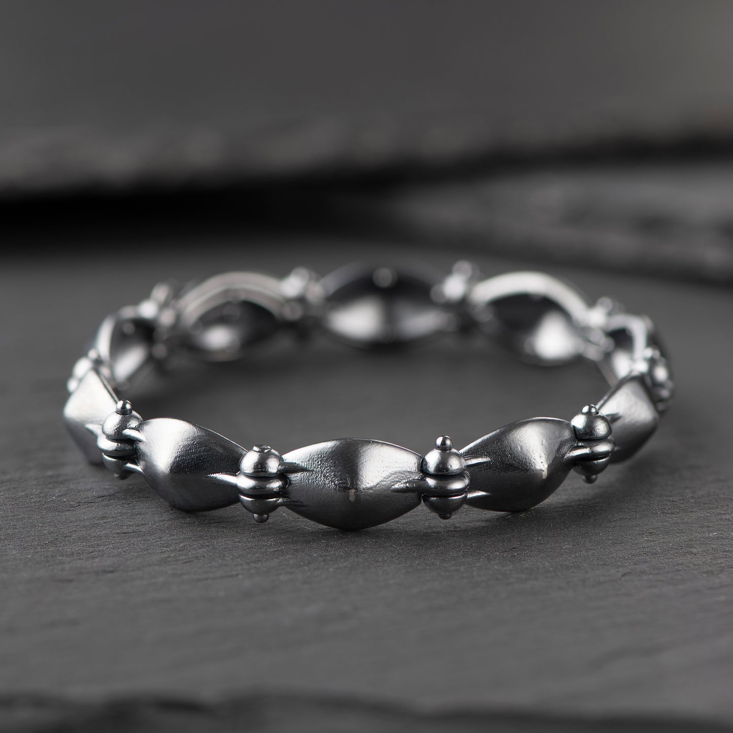 "Introvert" Bracelet in Pure Silver - Fractal Moment Collection