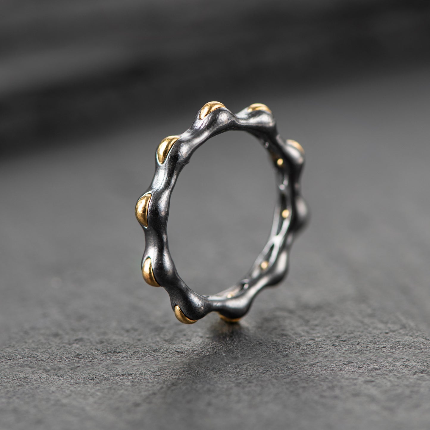 "Smiling Introvert" Ring - Pure Silver (999.9) with 24ct Gold Details - The Fractal Moment Collection