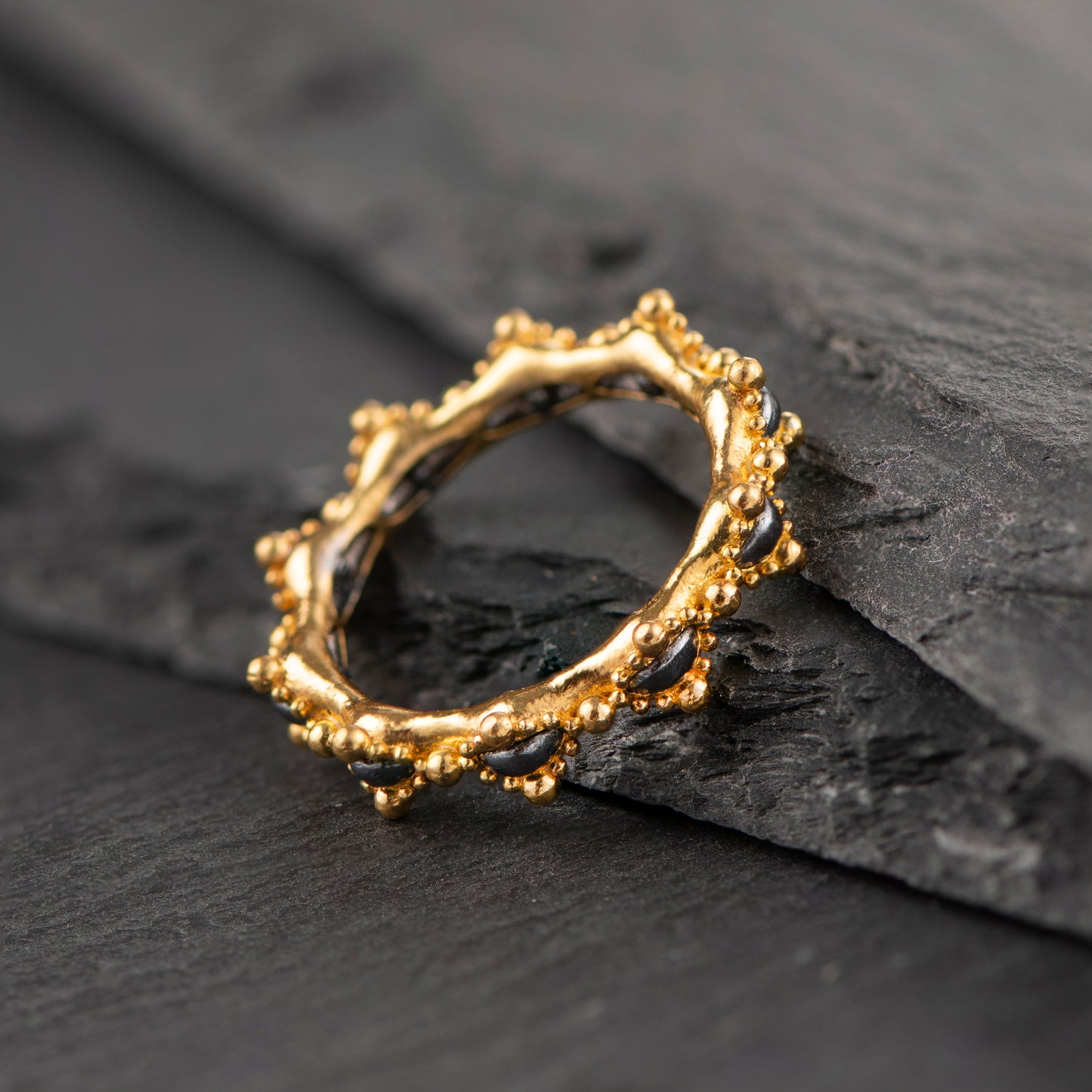 "Shining Extrovert Look" Ring - 24ct Gold with Pure Silver Oxidized Details - The Fractal Moment Collection