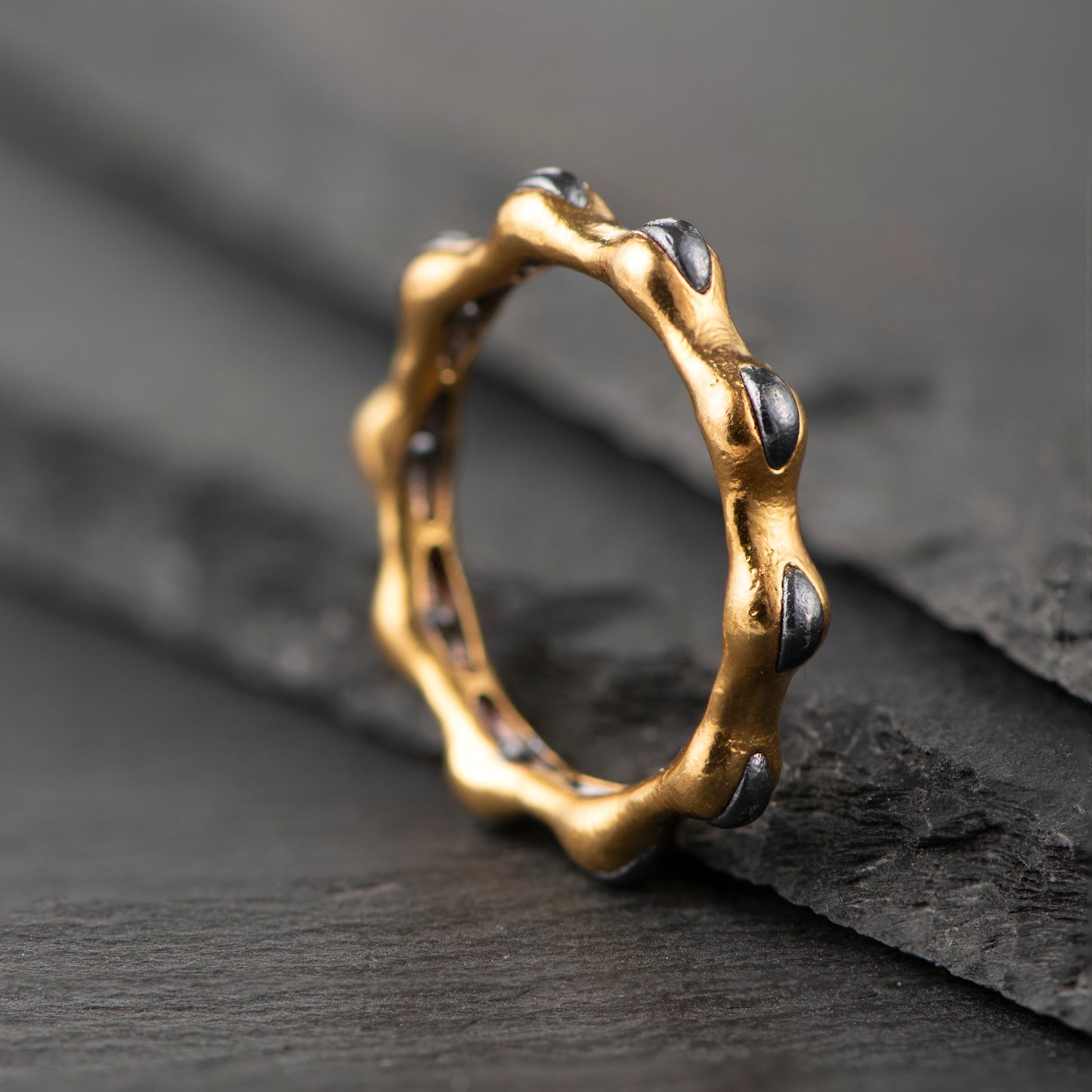 "Shining Introvert Look" Ring - 24ct Gold with Pure Oxidized Silver Details - The Fractal Moment Collection